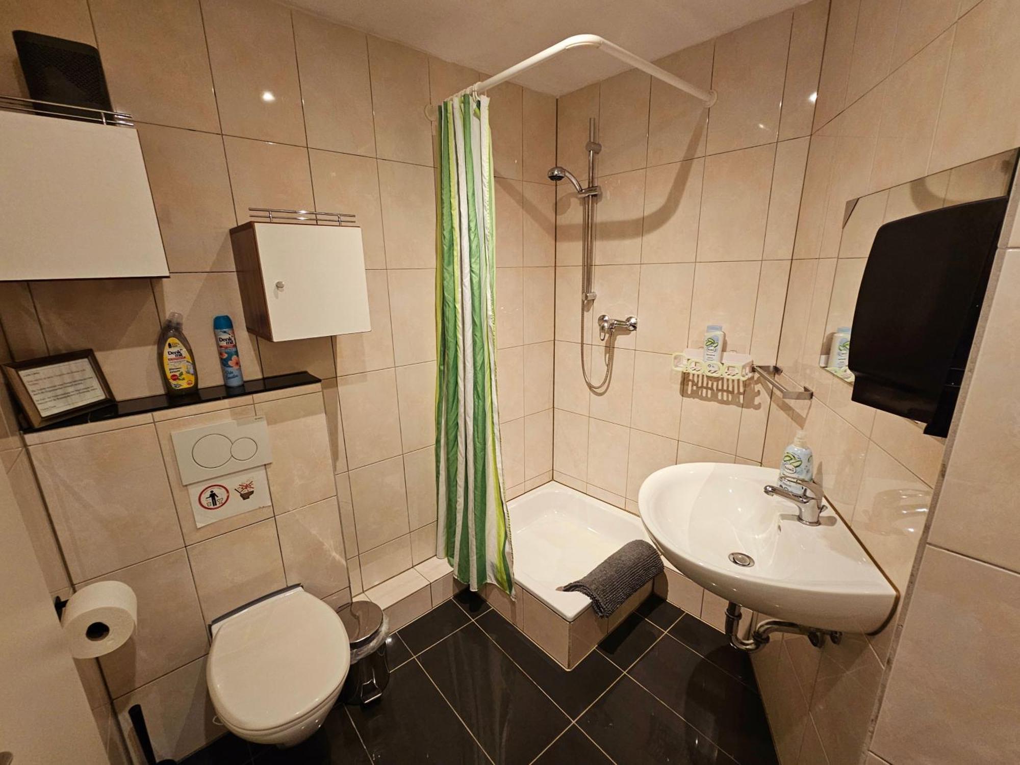 Gästeappartement Viktoria Sinsheim Buitenkant foto