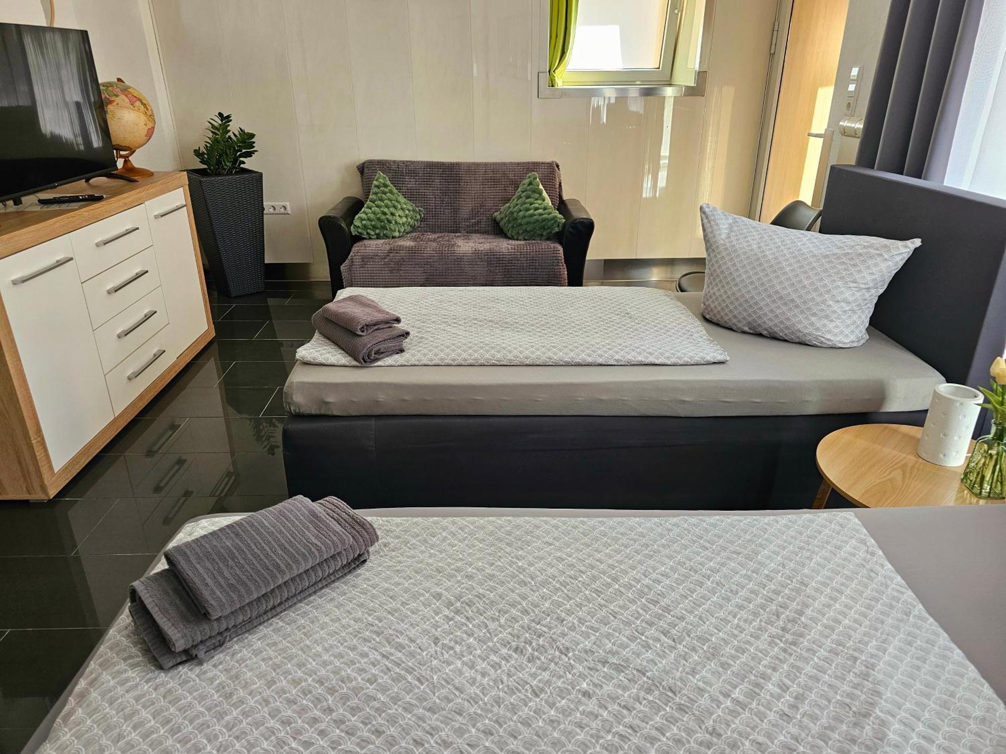 Gästeappartement Viktoria Sinsheim Buitenkant foto